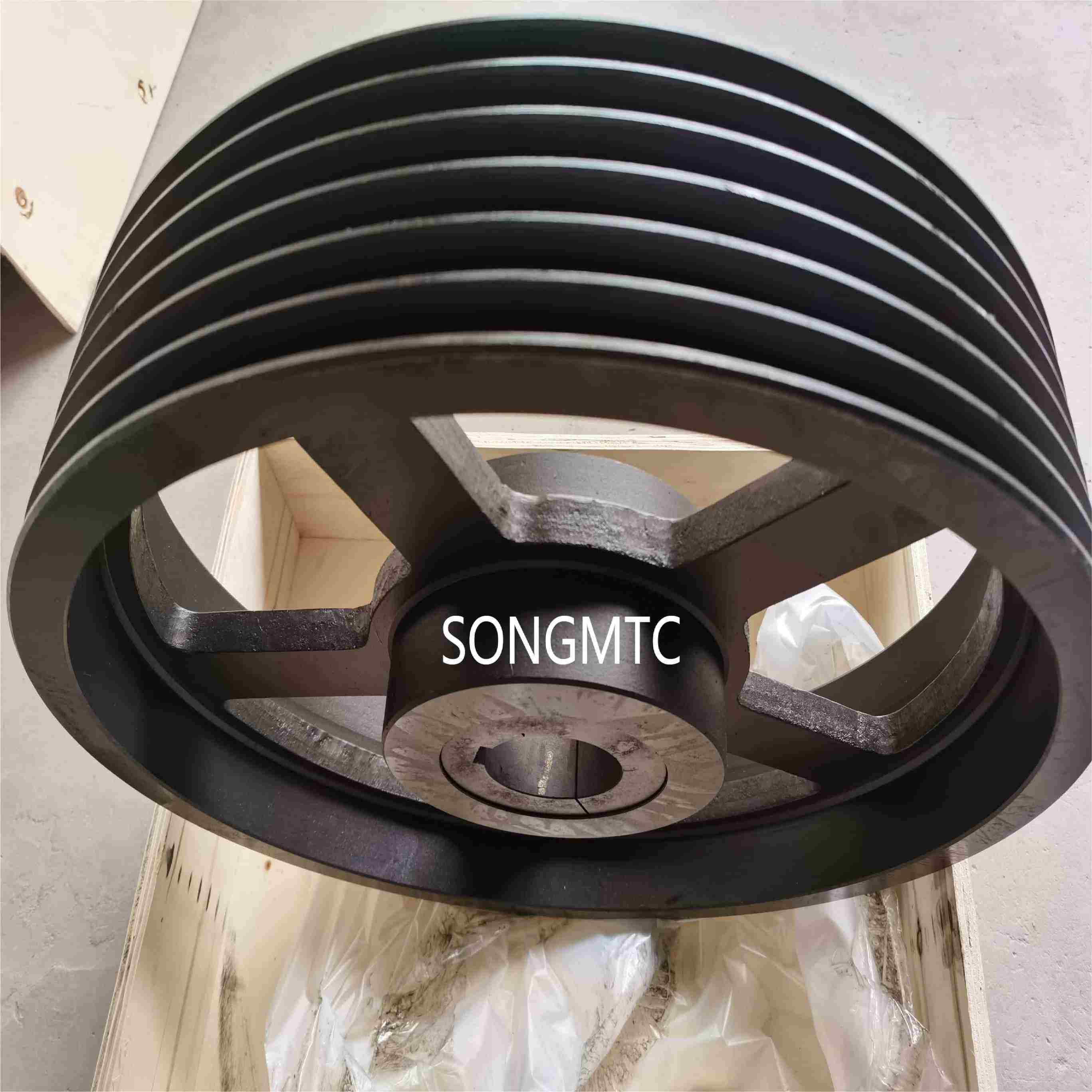 外径1.25米锥套皮带轮SPB1250-6-4545-65